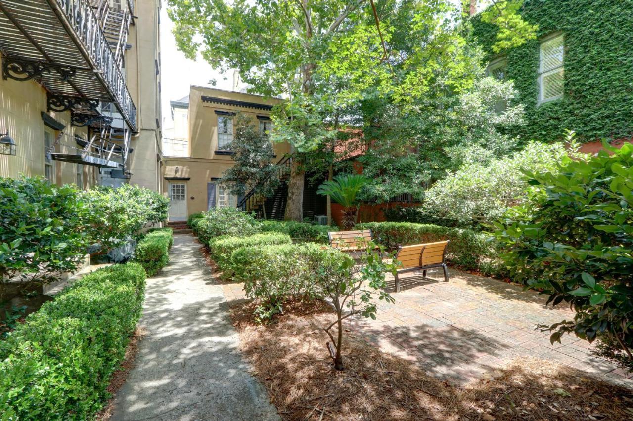 Liberty Street Retreat Savannah Exterior foto